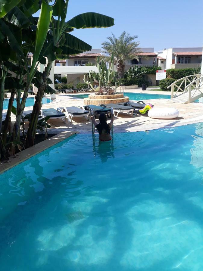 Sunrise Beach Club Gastria Exterior photo